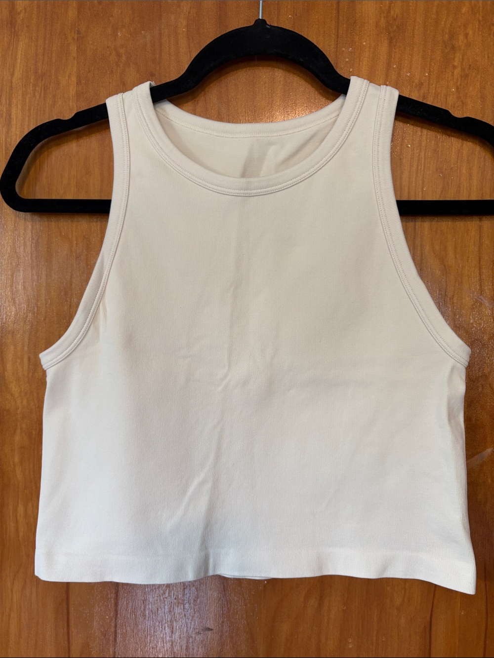 NWOT Classic Cream Women's Crop Tank Top - Size L